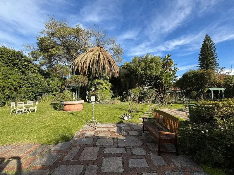 Pasillos y espacios interiores